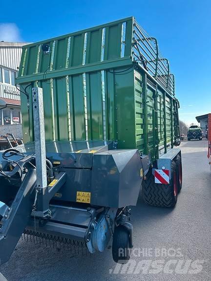 Fendt TIGO MR 40 Alte echipamente pentru nutret