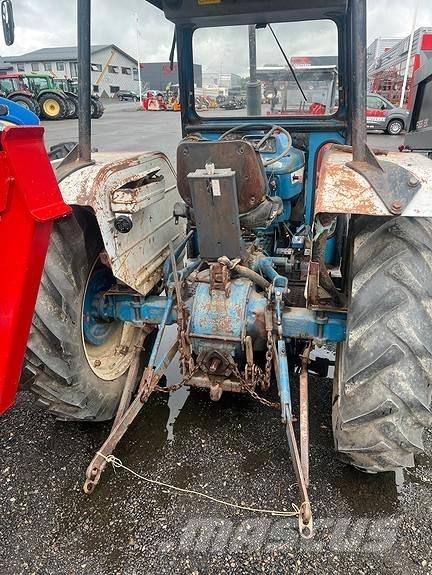 Ford 2600 Tractoare