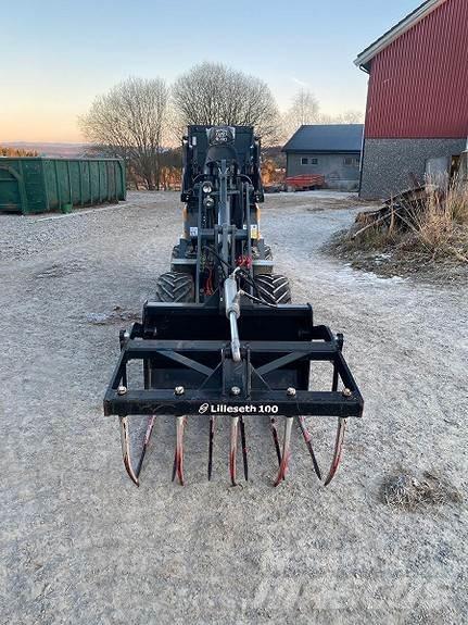 GiANT G1500 Stivuitoare telescopice
