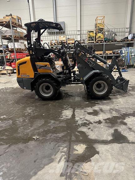 GiANT G2500HD+ Mini incarcator