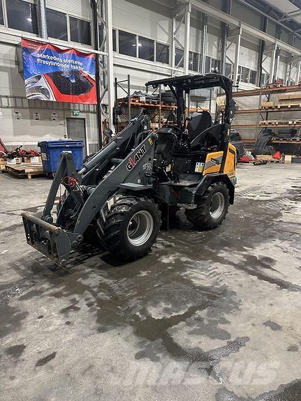 GiANT G2500HD+ Mini incarcator