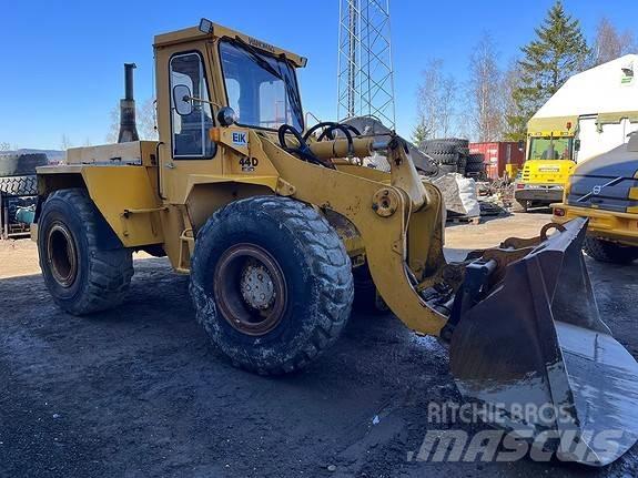 Hanomag 44D med HK. Incarcator pe pneuri