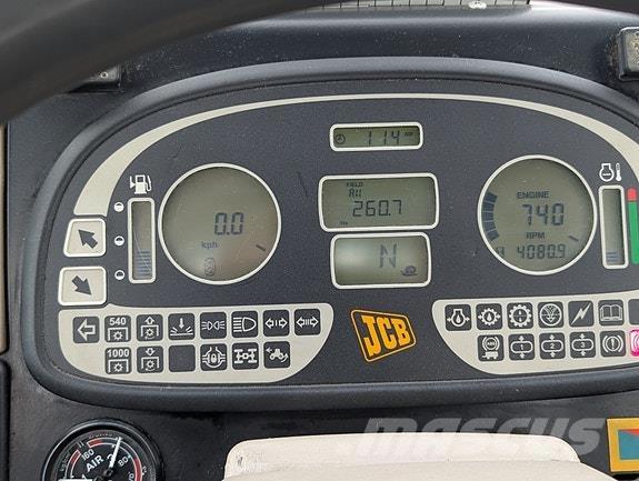 JCB 2135 4WS Tractoare