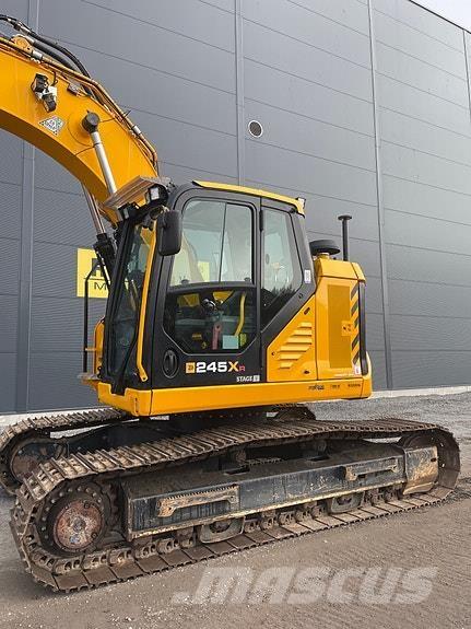 JCB 245XRL SV Excavatoare pe șenile
