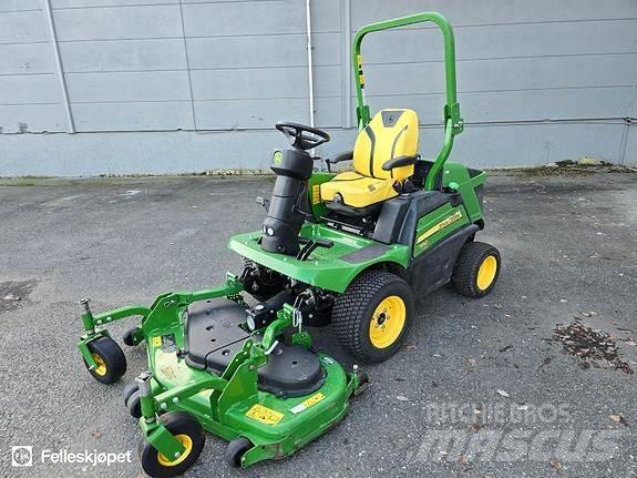 John Deere 1550 Utilaje întreţinere terenuri - Altele