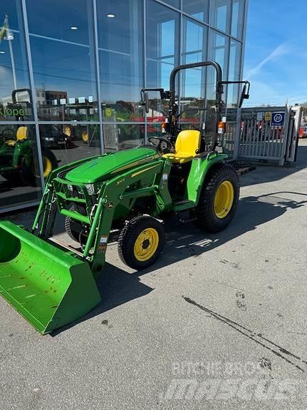John Deere 3038E Tractoare