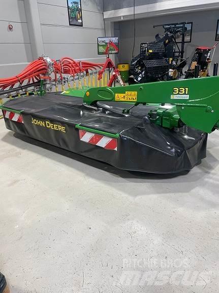 John Deere 331C Cositoare de iarba