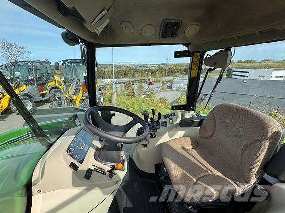 John Deere 3720 Tractoare