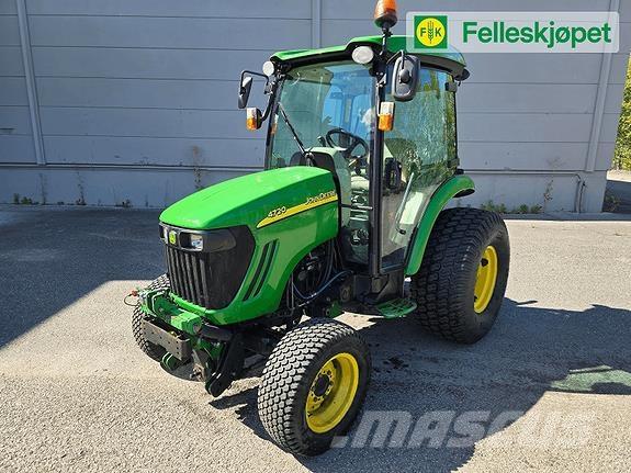 John Deere 4720 Tractoare