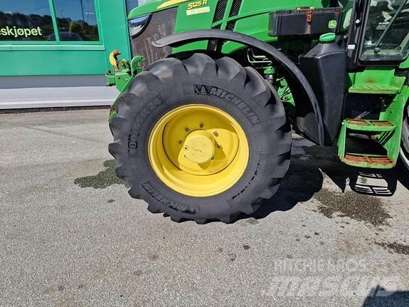 John Deere 5125R Tractoare