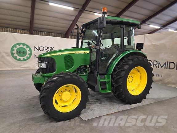 John Deere 5720 Tractoare