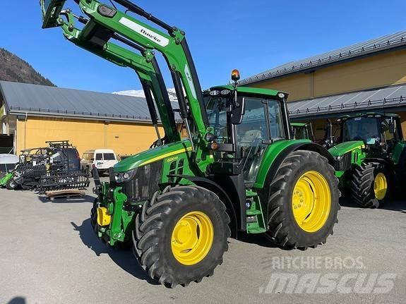 John Deere 6120M Tractoare