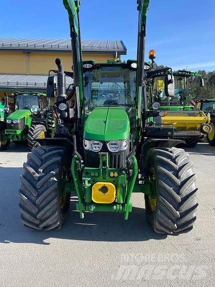 John Deere 6120M Tractoare