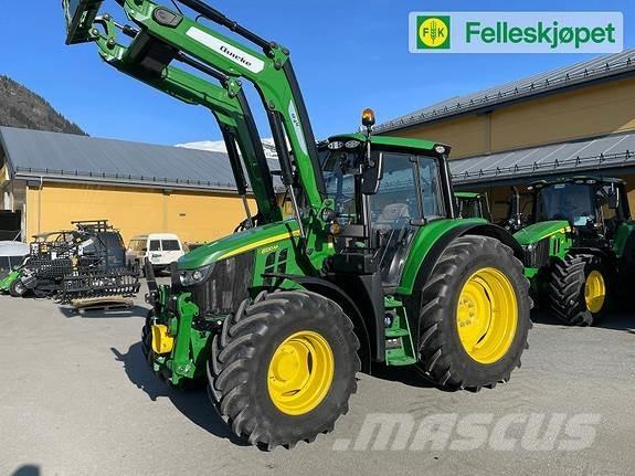 John Deere 6120M Tractoare