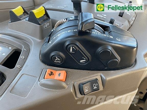 John Deere 6120M Tractoare