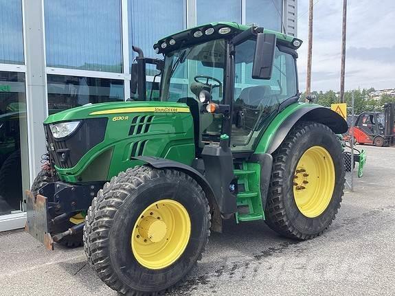 John Deere 6130R Tractoare