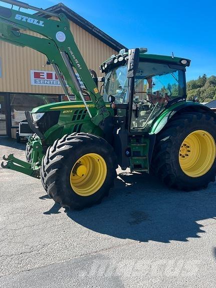 John Deere 6130R Tractoare