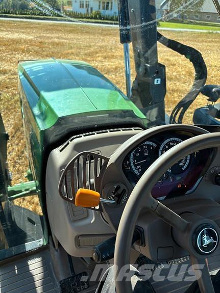 John Deere 6145R Tractoare