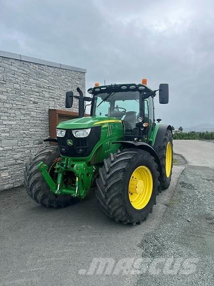 John Deere 6155R Tractoare