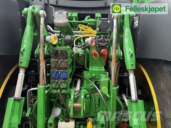 John Deere 6155R Tractoare