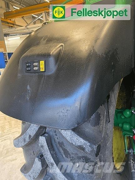 John Deere 6155R Tractoare