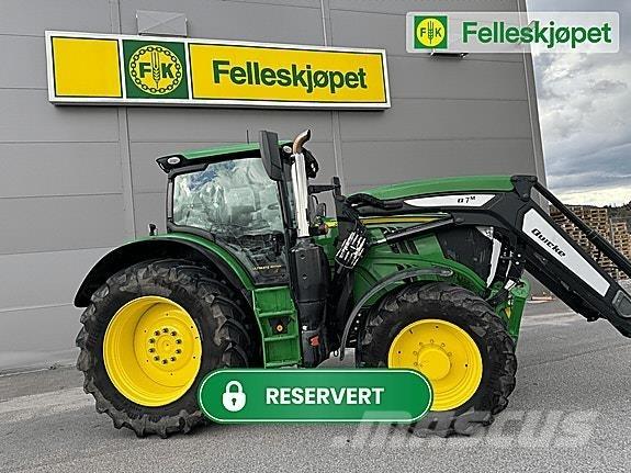 John Deere 6215R Tractoare