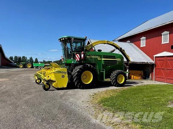 John Deere 7300 Alte echipamente pentru nutret