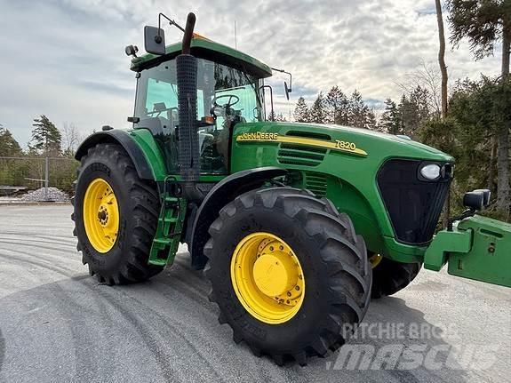 John Deere 7820 Tractoare