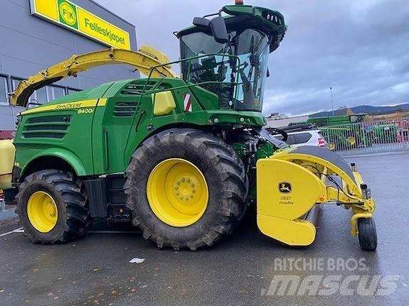 John Deere 8400 Combina