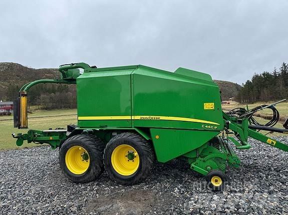 John Deere C440R Masina de balotat cilindric
