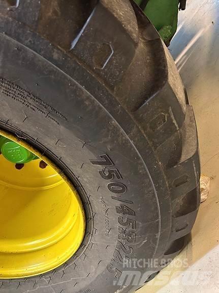 John Deere C441R Masina de balotat cilindric