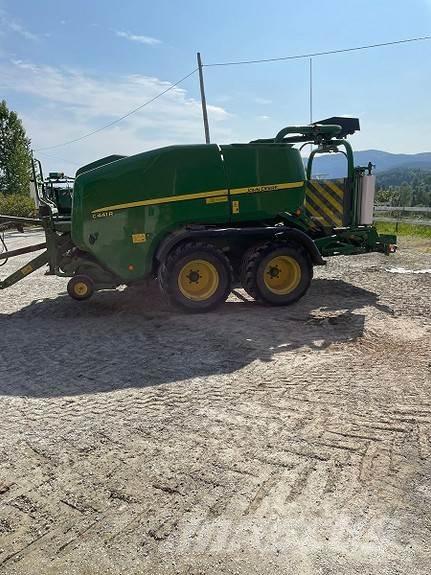 John Deere C441R Alte echipamente pentru nutret
