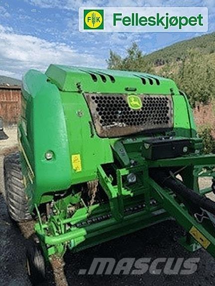 John Deere F440R Masina de balotat cilindric