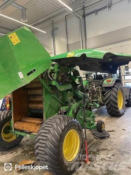 John Deere F441 Masina de balotat cilindric