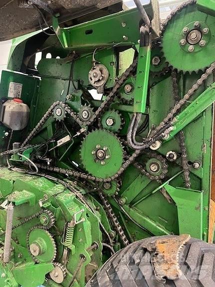 John Deere F441 Masina de balotat cilindric