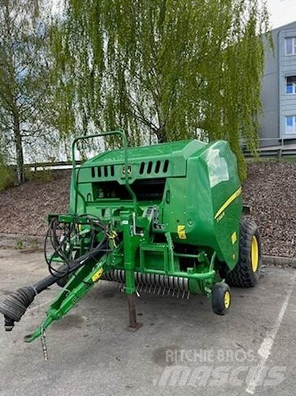 John Deere F441 Masina de balotat cilindric