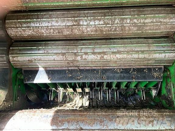 John Deere F441 Masina de balotat cilindric