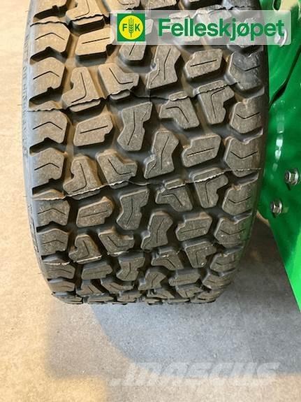 John Deere Z950R Utilaje întreţinere terenuri - Altele