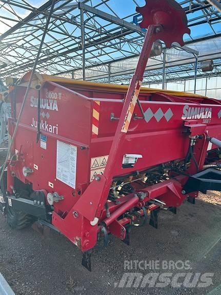 Junkkari 3000T Împrastierea mineralelor