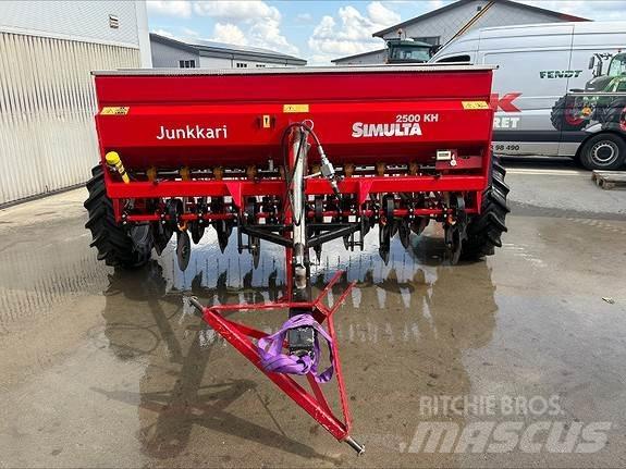 Junkkari KH 2500 Distribuitoare de ingrasamant