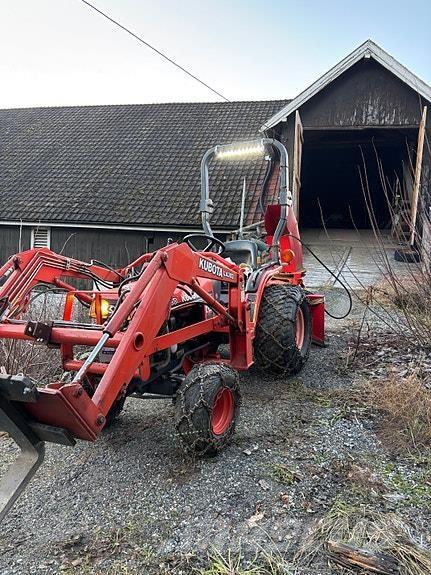 Kubota B7500 Tractoare