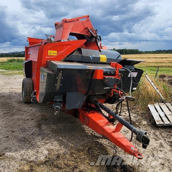 Kuhn Primor 5570M Masina de balotat cilindric