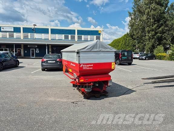 Kverneland  Distribuitoare de ingrasamant