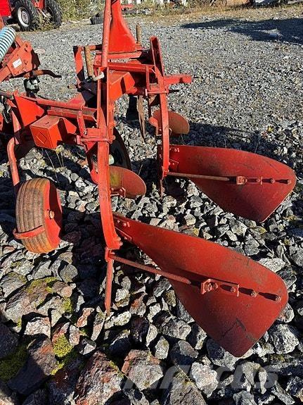 Kverneland 14 Pluguri conventionale