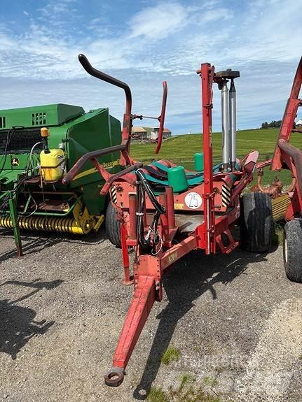 Kverneland 7515 Alte echipamente pentru nutret