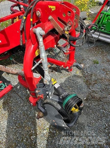 Kverneland 8480 Alte echipamente pentru nutret