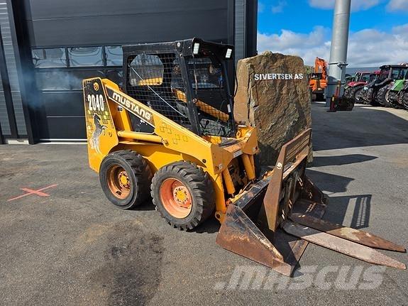 Mustang 2040 Mini incarcator