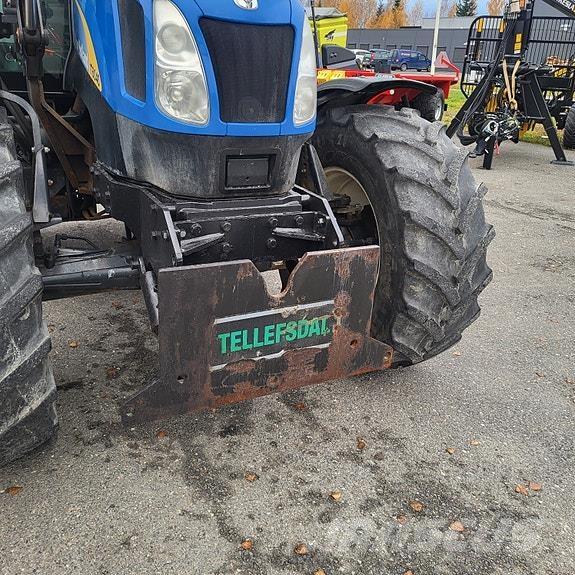New Holland T6040 Tractoare