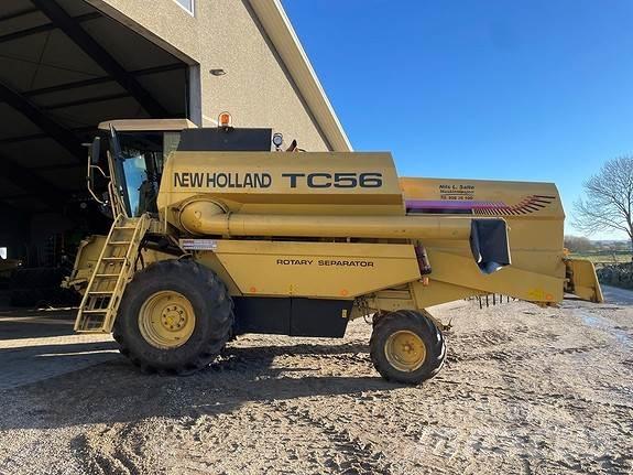 New Holland TC 56 Combine de secerat