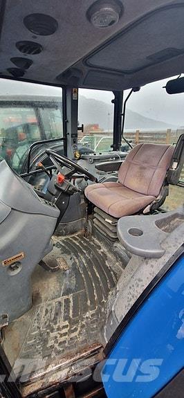 New Holland TS 115 Tractoare